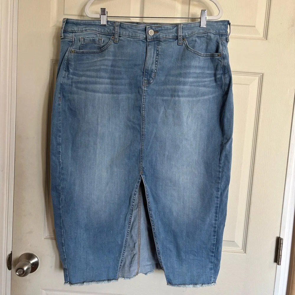 torrid fabric bit